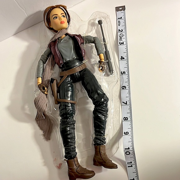 Star Wars. Action Figure.  Forces of Destiny.  NWOT - Picture 4 of 4